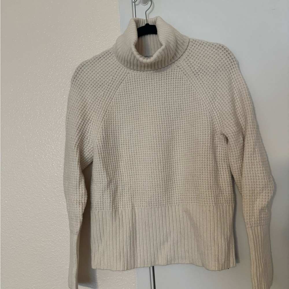 LL Bean Small Cream Turtleneck Waffle Knit Sweater